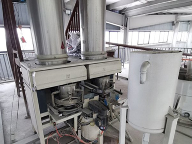 Sistema de medición automática y mezcla de aluminio en polvo