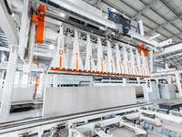 Hoister de sujeción de productos terminados